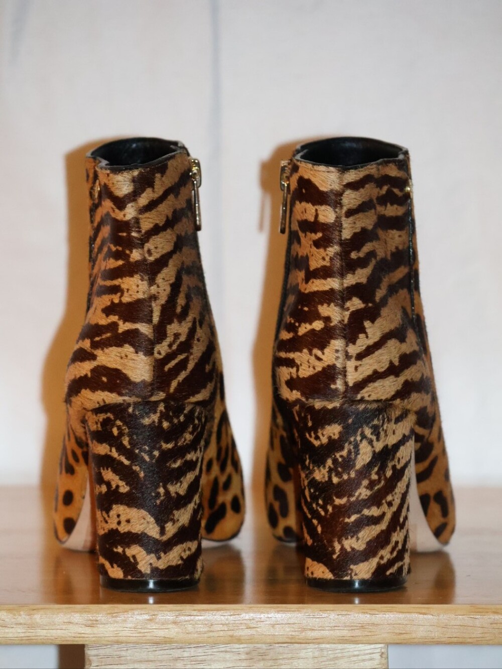 ANTONIO MELANI Shahn Leopard & Tiger Print Calf Hair Ankle Boots. 7M - Picture 8 of 16